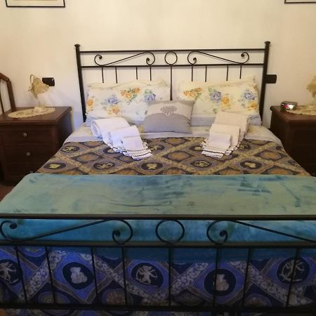 B&B Antica Corte Lombarda มอร์ตารา ภายนอก รูปภาพ