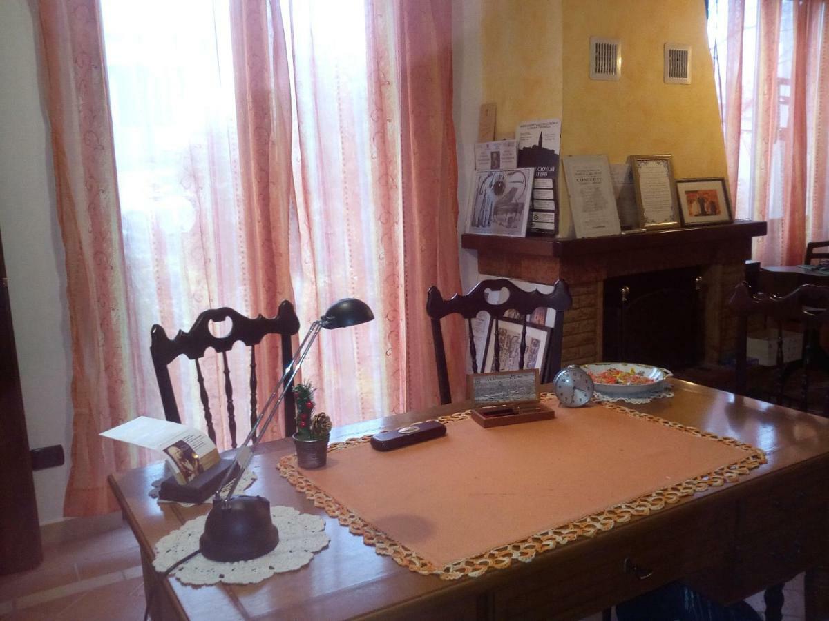 B&B Antica Corte Lombarda มอร์ตารา ภายนอก รูปภาพ